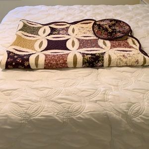 Reversible Floral Twin Quilt